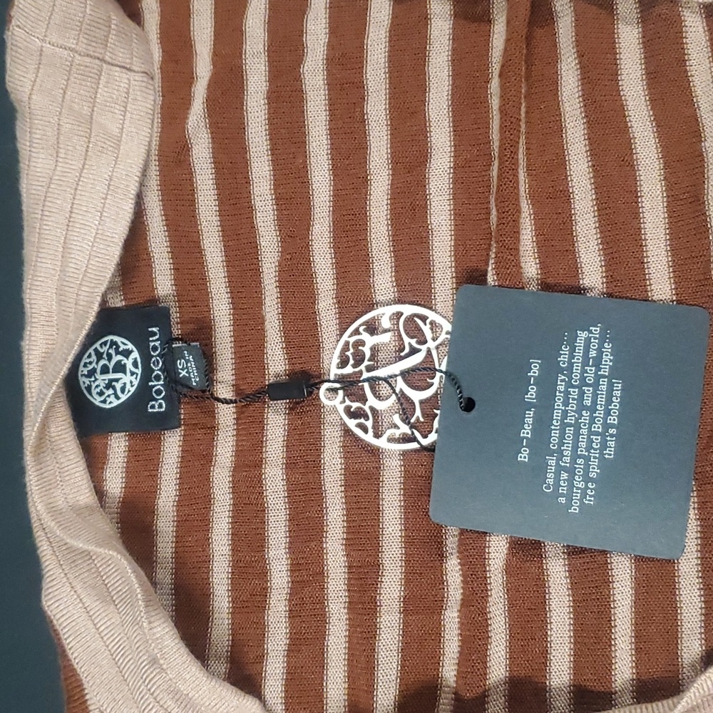 Sweater - Picture 2 of 3